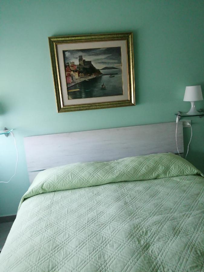 Golfo Dei Poeti Bed & Breakfast เลริชี ภายนอก รูปภาพ